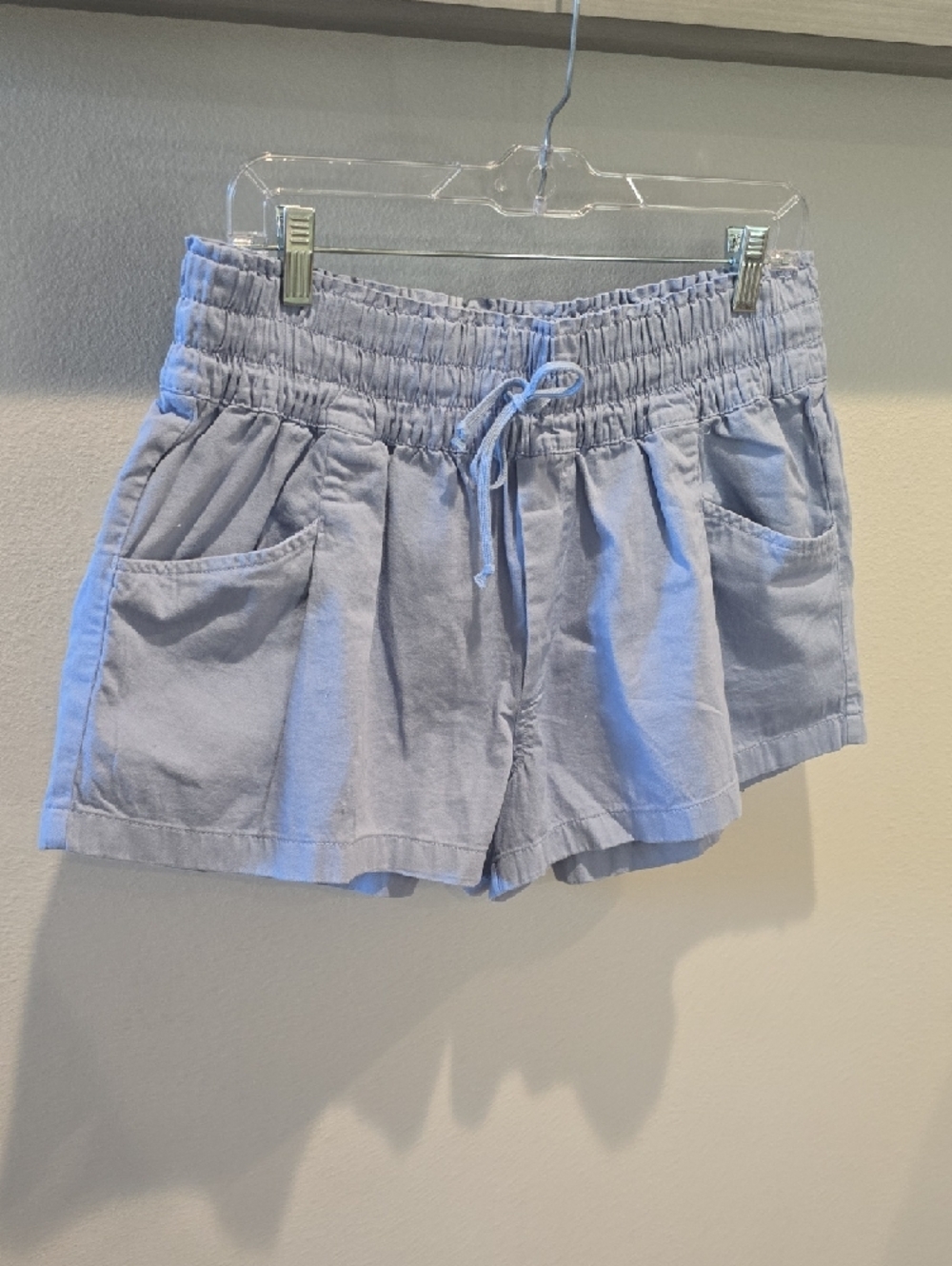 Aerie Light Blue Smocked Waist Shorts, NWT, Large - Picture 6 of 10